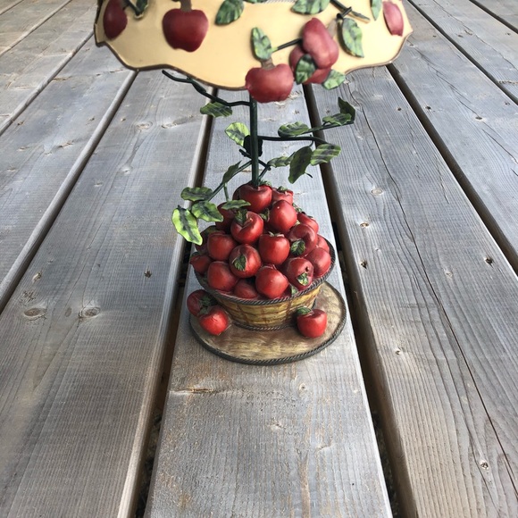 Home Interiors Apple Orchard Tea Light Lamp Shade - Picture 3 of 7